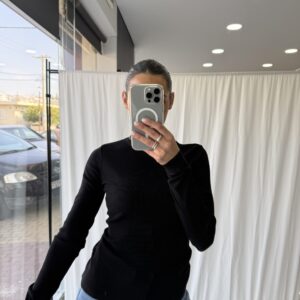 Betty Bamboo Long – Sleeved Top Black