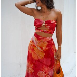 Sun-kissed set